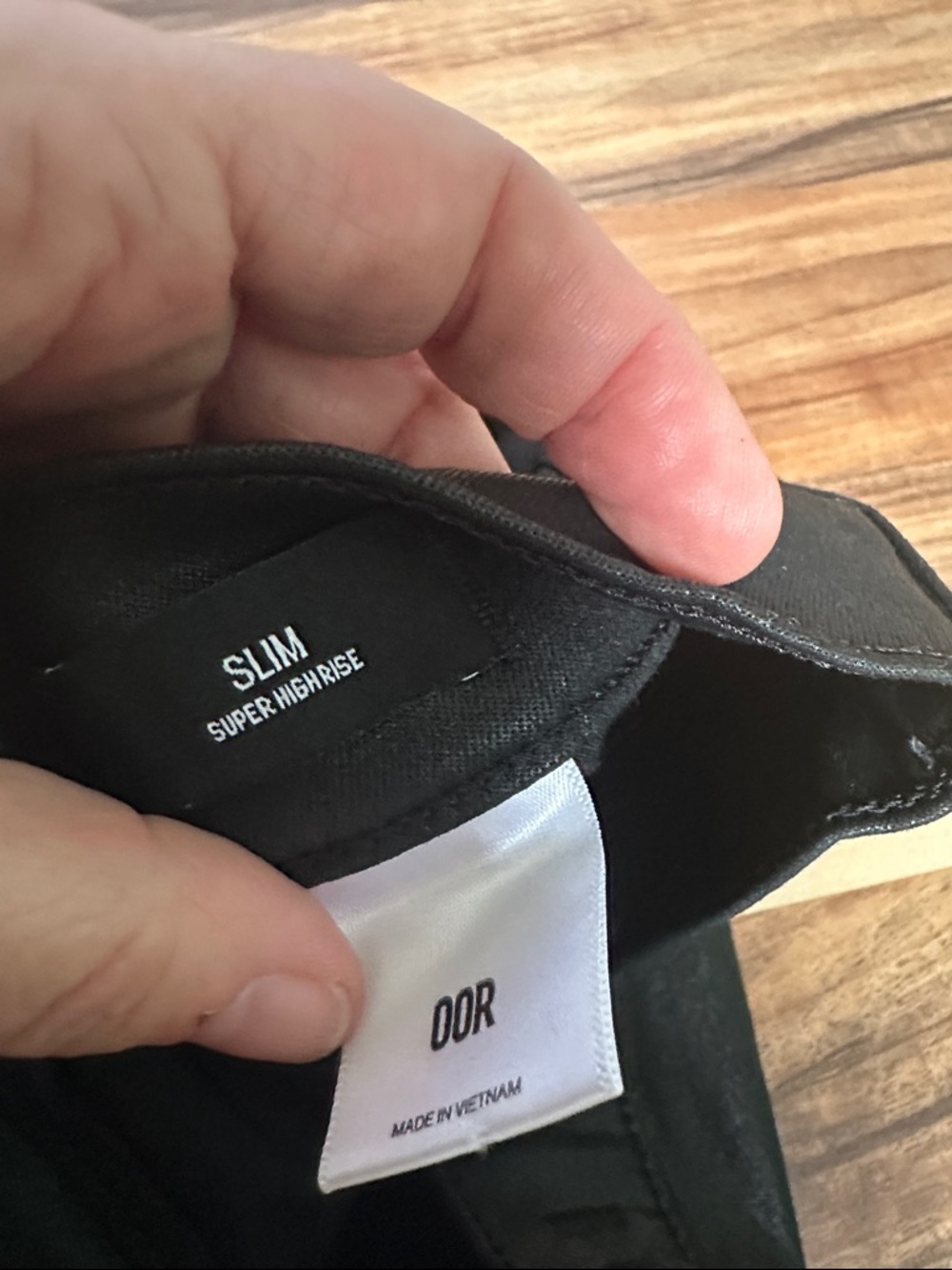 Express Black Coated Skinny Jeans - Picture 6 of 6